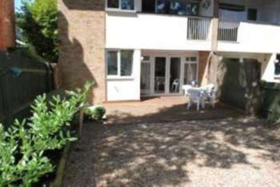 2 Bedroom Maisonette